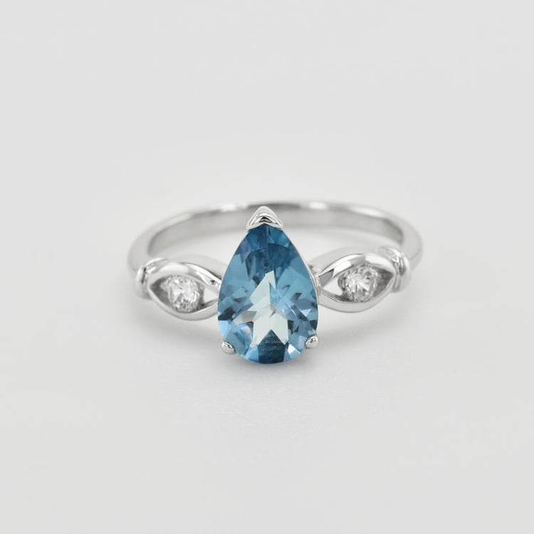 Ring aus Silber mit Topas 33541