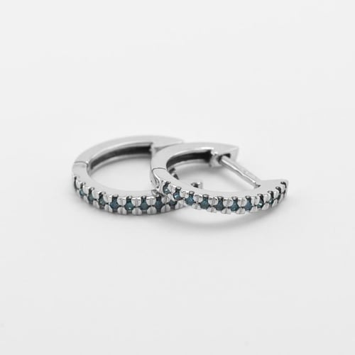 Elegante Creolen mit blauen Diamanten Gomati