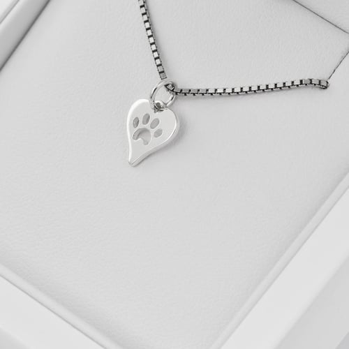 Silberne Anhänger mit Hundepfote und Herz Jeana
