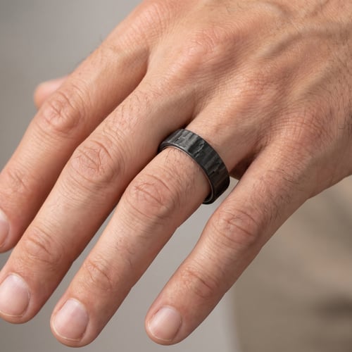 Flacher Ringe aus Carbon und Titan Mika