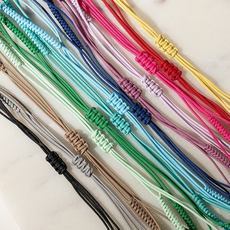 String-Armband mit der Aufschrift Mama 136726