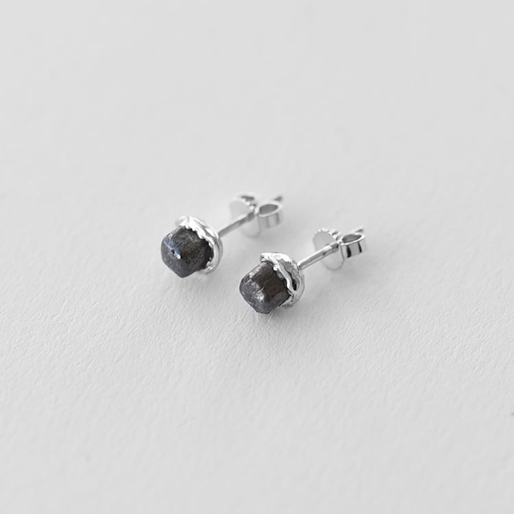 Originelle Ohrstecker mit ungeschliffenen Diamanten Ari 58505