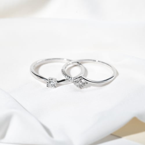 Romantischer Silberring mit Lab Grown Diamanten Anthia