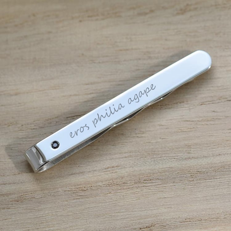 Krawattennadel aus Silber mit schwarzen Diamanten und personalisierter Gravur Draco 115133