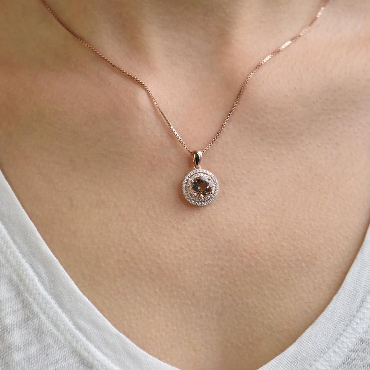 Halskette mit Morganit und Diamanten 10332