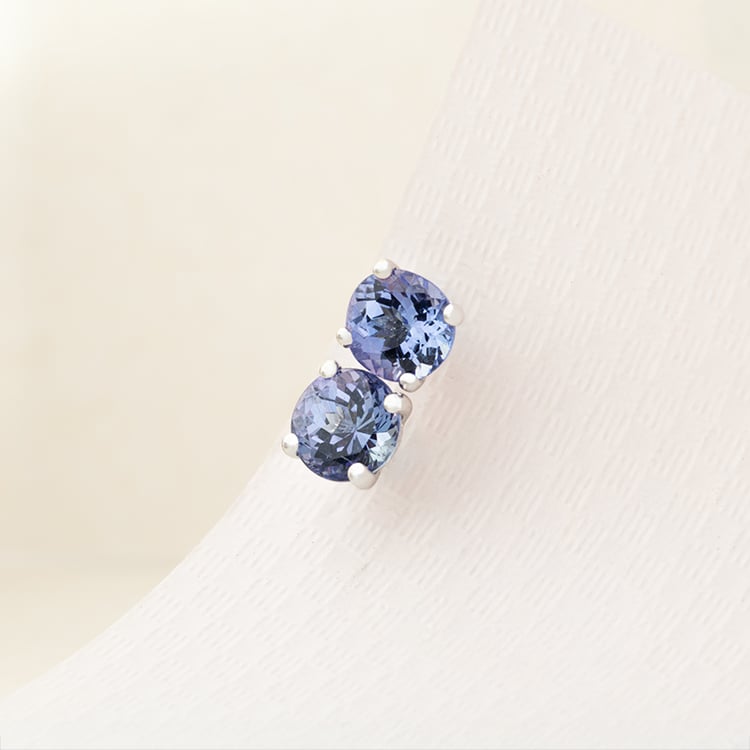 Goldohrringe mit runden Tanzaniten Hulda 147322