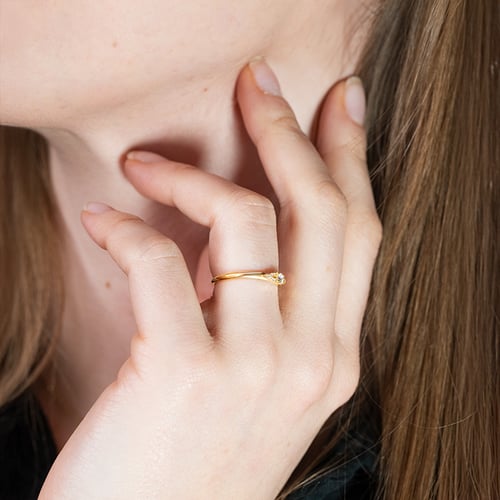 Silberner Ring mit seitlichen Lab Grown Diamanten Redely