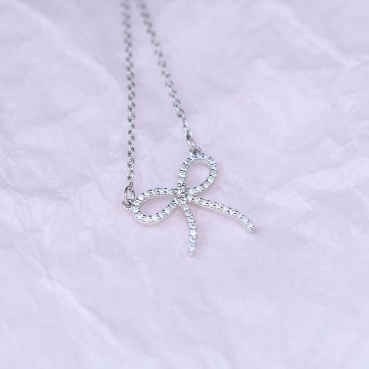 Schleife aus Diamanten als Anhänger 43692