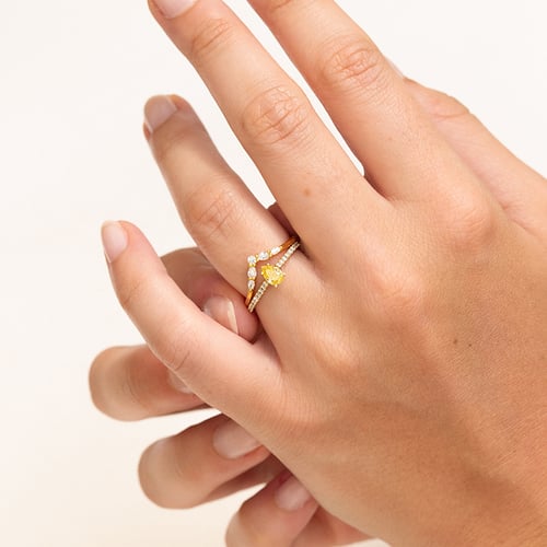 Ring in V-Form mit Diamanten Craig