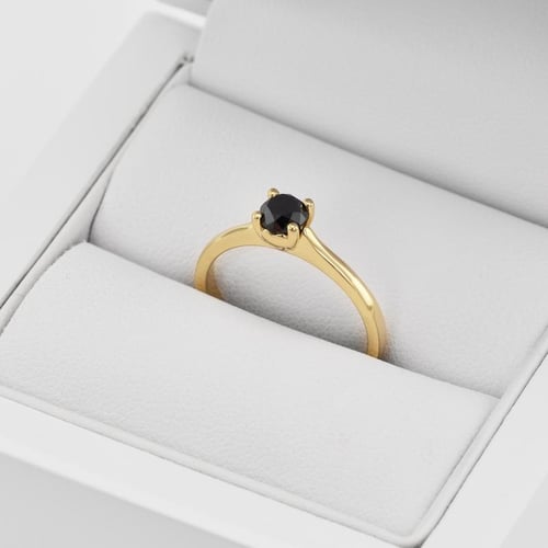 Verlobungsring mit schwarzem Diamant Lenal