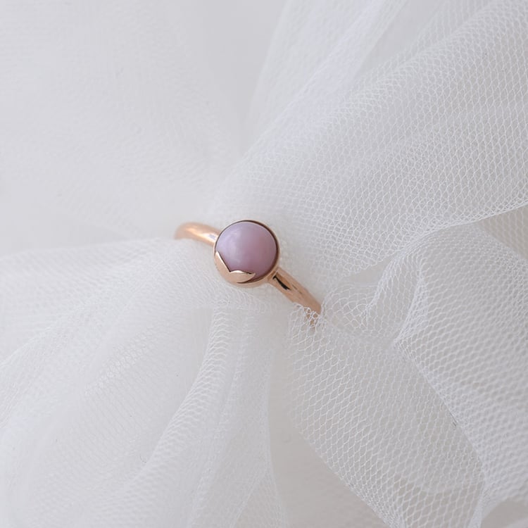 Goldring mit rosa Opal Yana 65837