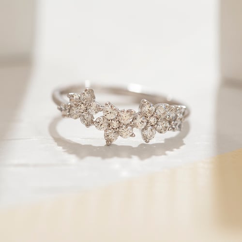 Ring mit Diamantblumen Juliet