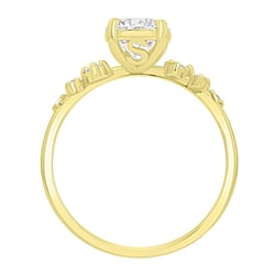 Verlobungsring mit Buchstaben und Diamanten Olha