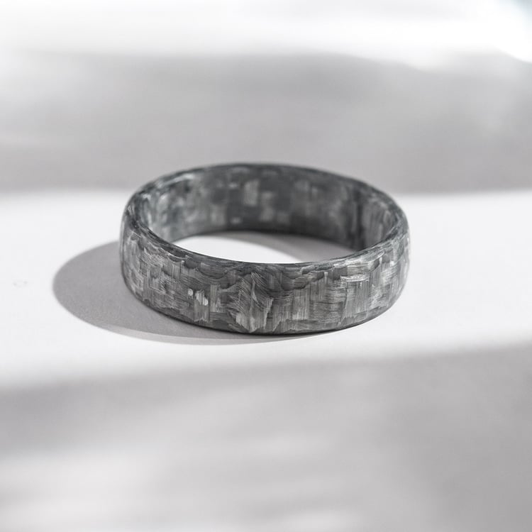 Leicht abgerundeter Carbon Ring Cortes 157148