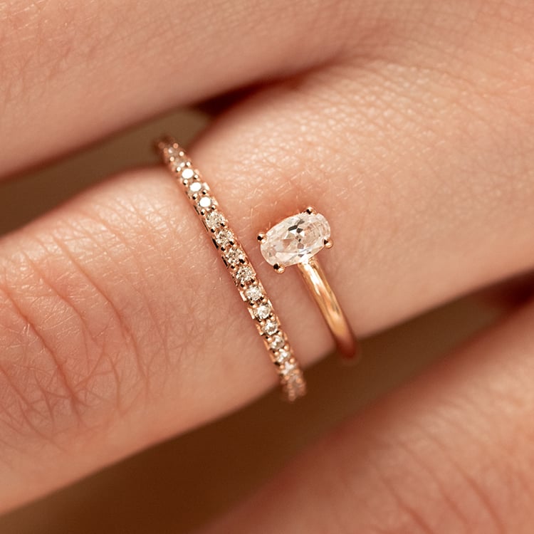 Unkonventioneller Verlobungsring mit Diamanten Lori 137619