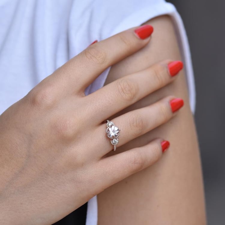 Verlobungsring aus Gold mit Morganit und Diamanten Wirk 48282