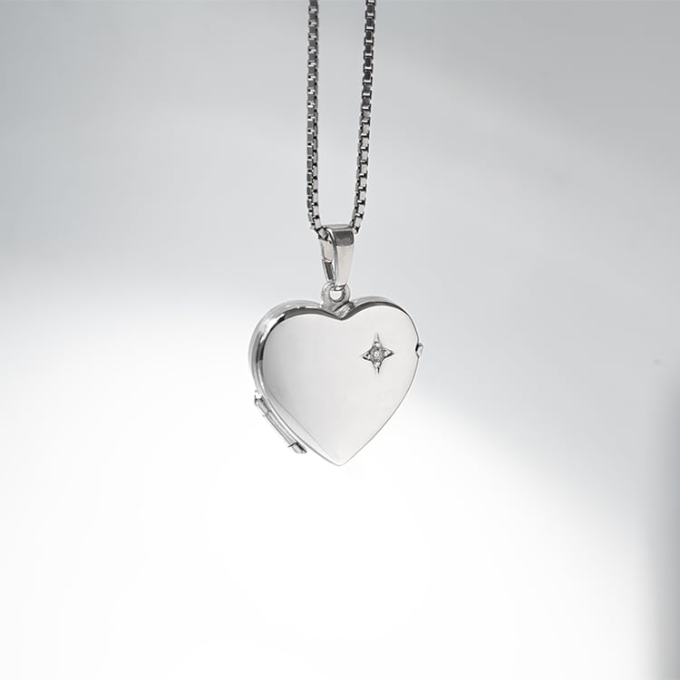 Medaillon aus Silber mit Diamant in Herzform 128636