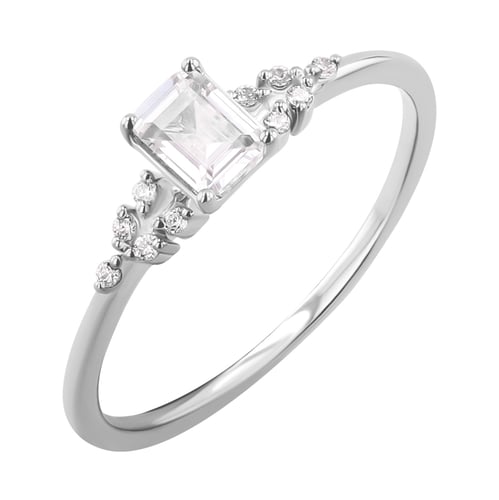 Verlobungsring mit einem Diamanten in Emerald-Form Adva