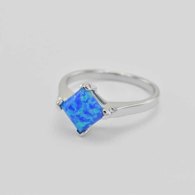 Ring aus Silber mit Opal 28130