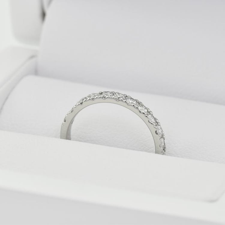 RIng mit Diamanten 43797