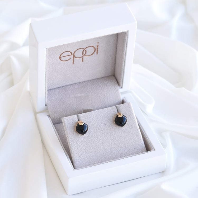 Goldene Kollektion mit schwarzen Onyxen Szofi 81604