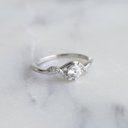 Verlobungsring mit 0.40ct GIA-zertifiziertem Diamanten Ophir