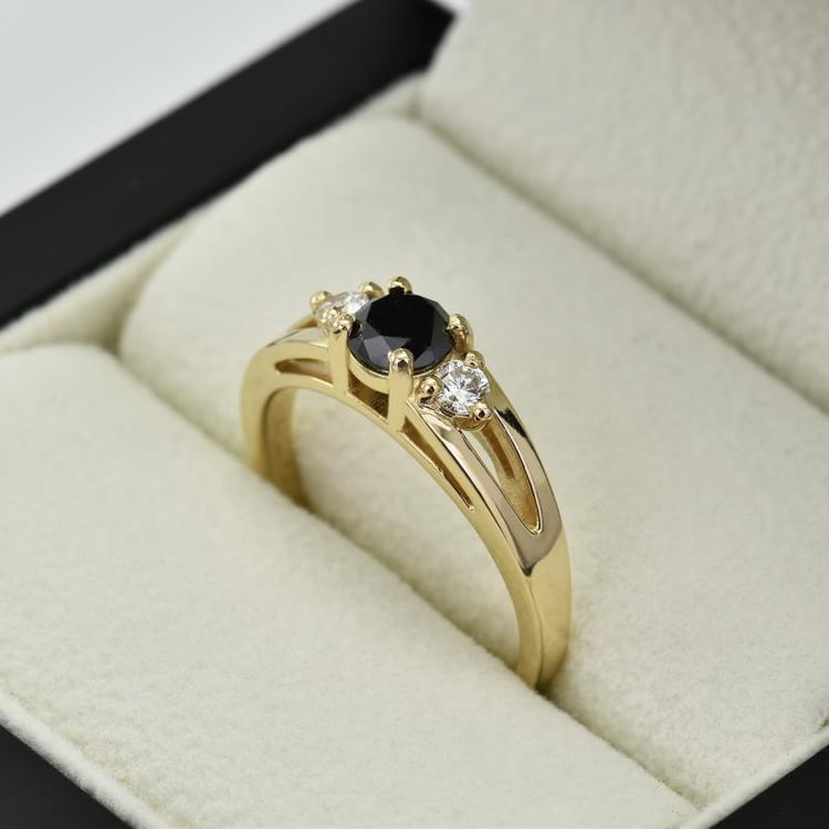 Verlobungsring mit Diamanten 30099