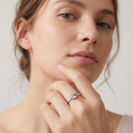 Scheidungsring aus Gold mit Morganit Joshua