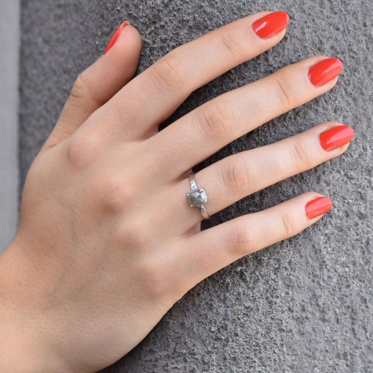 Goldring mit emerald Salt and Pepper Diamant 44158