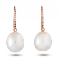 Perlenohrringe mit Diamanten Vanaja