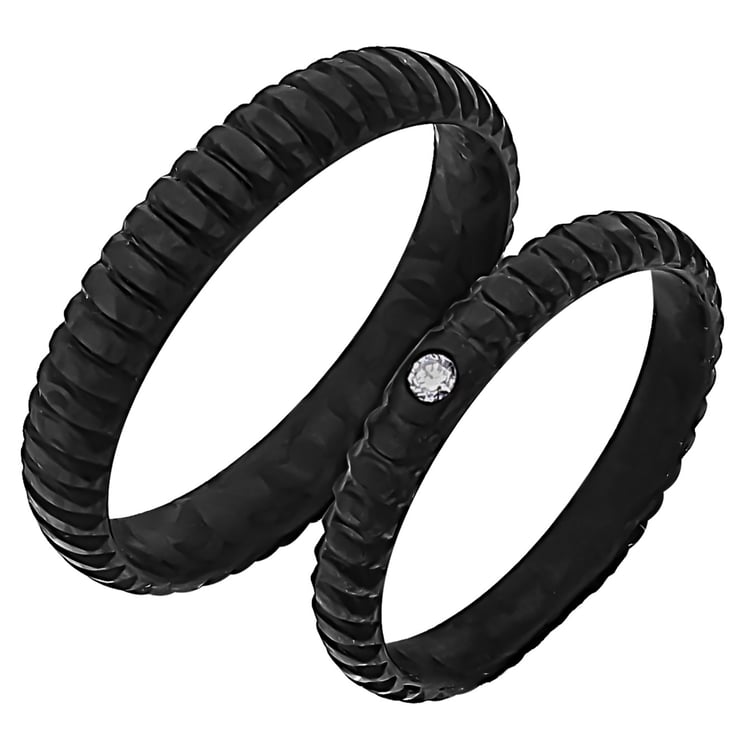 Halbrunde Eheringe aus Carbon mit Diamant Lisa