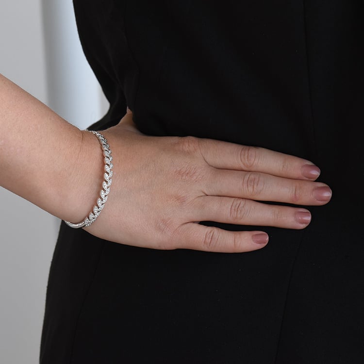 Eleganter Armreif mit funkelnden Lab Grown Diamanten Ettore 107327