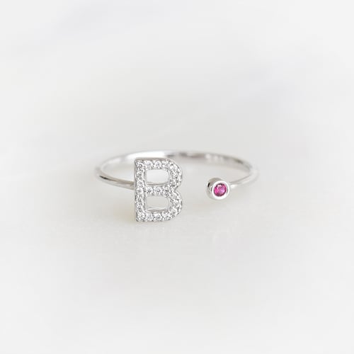 Ring mit Diamanten mit Buchstaben und Edelstein nach Wahl Armand