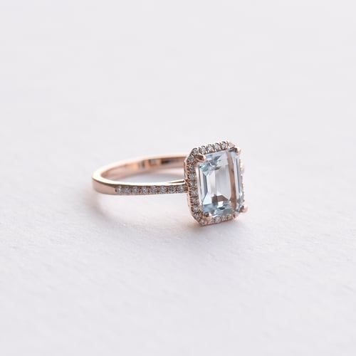 Goldener Diamantring mit Aquamarin Oceane