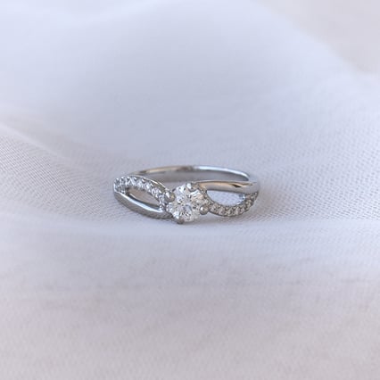 Verlobungsring mit Diamanten Wemy