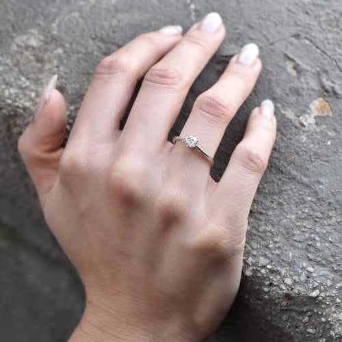 Verlobungsring mit Lab Grown Diamanten Omisha