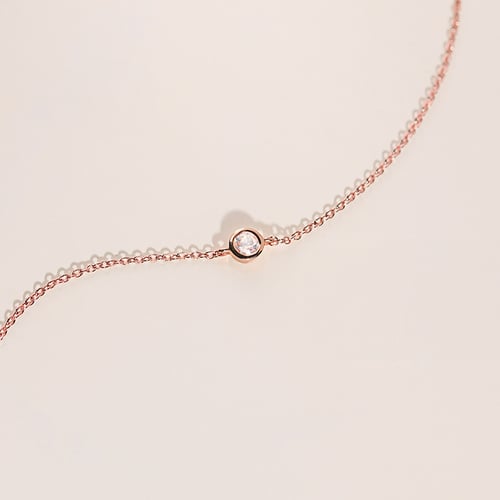 Minimalistisches Armband in Gold und mit Mondstein Bonato