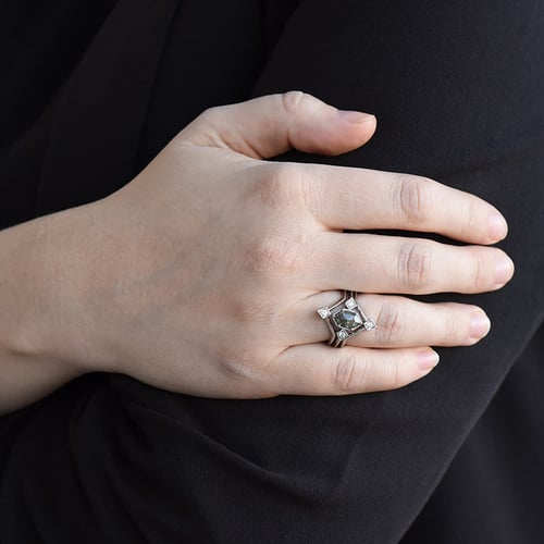 Originelles Ringset mit Salt and Pepper Diamanten Ural
