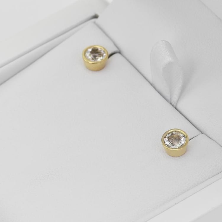 Set aus zarten Schmuckstücken mit weißen Topasen Tolar 147394