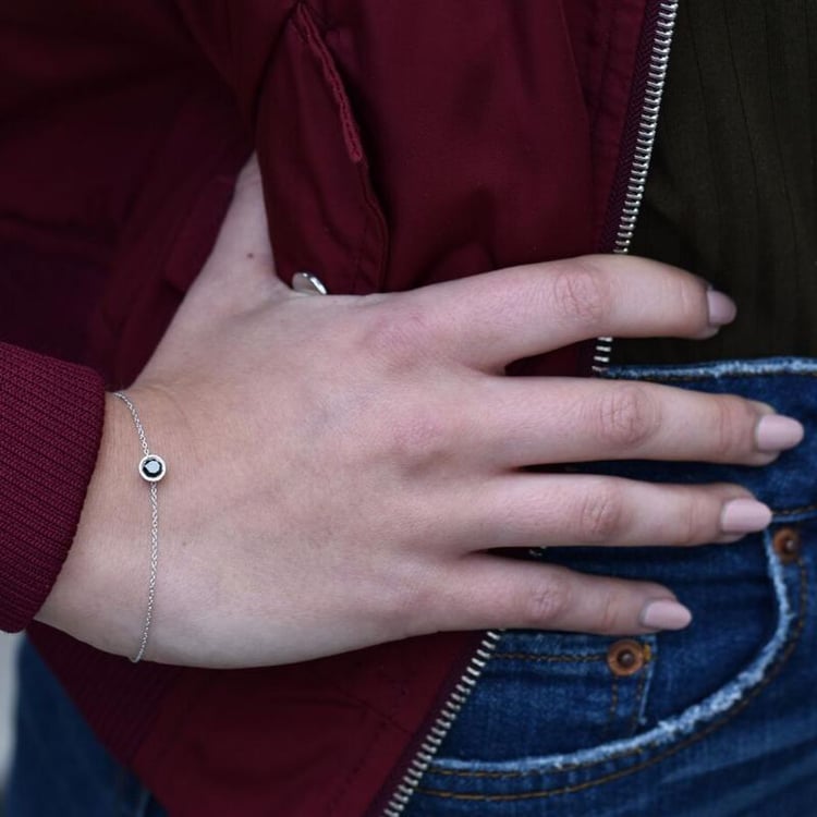 Goldenes Armband mit schwatzen Diamant Arleth 19692