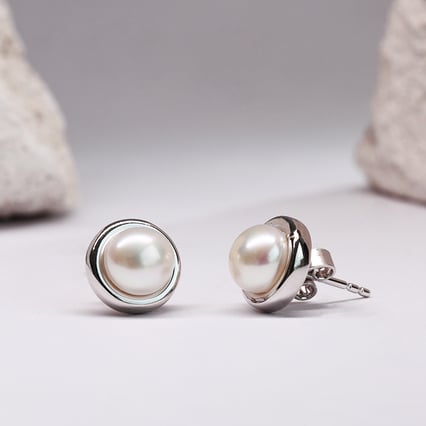 Silberne Ohrstecker mit Perlen Sophia