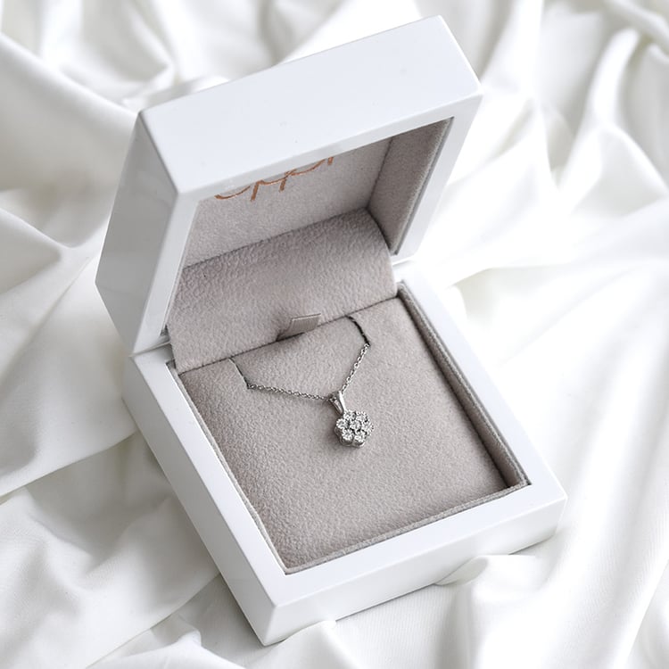 Goldene Halskette 85251