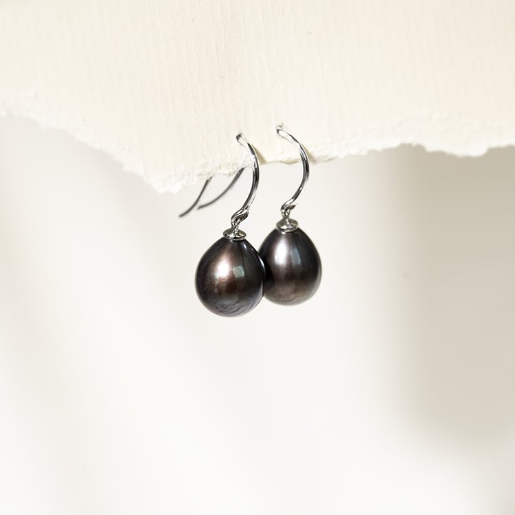 Ohrhänger mit schwarzen Tropfen-Perlen Parveen 129767