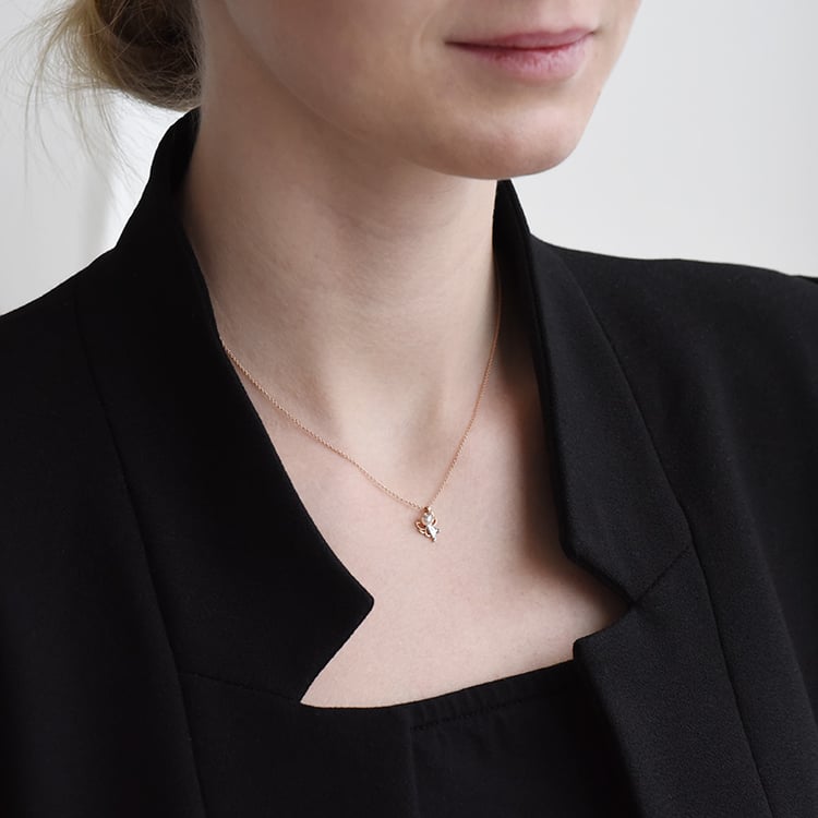 Engelanhänger mit Perle und Diamanten Ume 91877