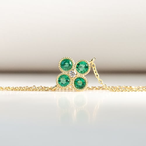 Set aus Smaragdschmuck mit Diamanten Midora