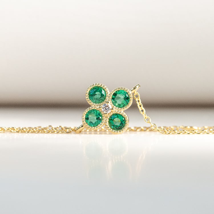 Set aus Smaragdschmuck mit Diamanten Midora 147029