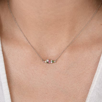 Cluster Halskette mit pastellfarbenen Edelsteinen Kianna