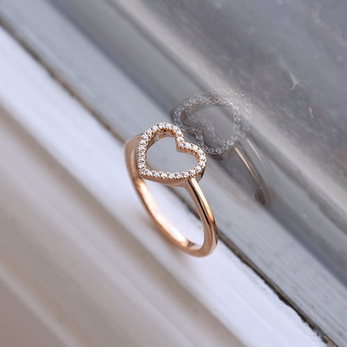 Romantischer Ring mit Diamanten Luice