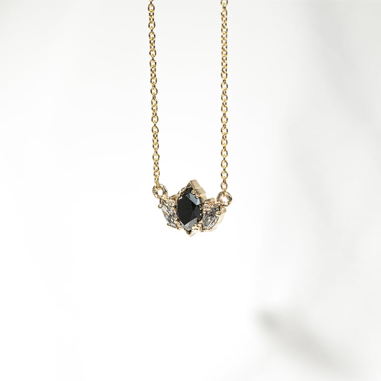 Halskette mit Salt and Pepper Diamanten in Marquise Form Everline 127110