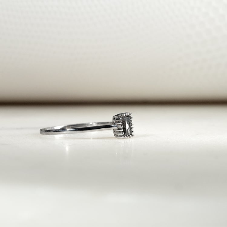 Goldring mit Salt and Pepper Diamant in Princess Form Samiya 132846